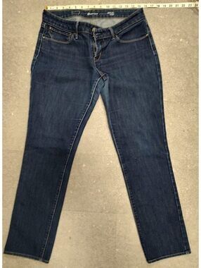 Levi's 30 Demi Curve Modern Rise Straight Jeans